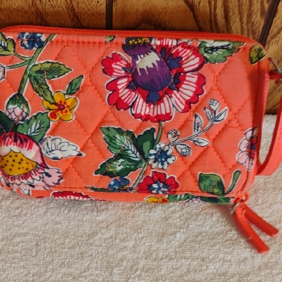 Vera Bradley Orange Floral Quilted Wristlet - Picture 3 of 7